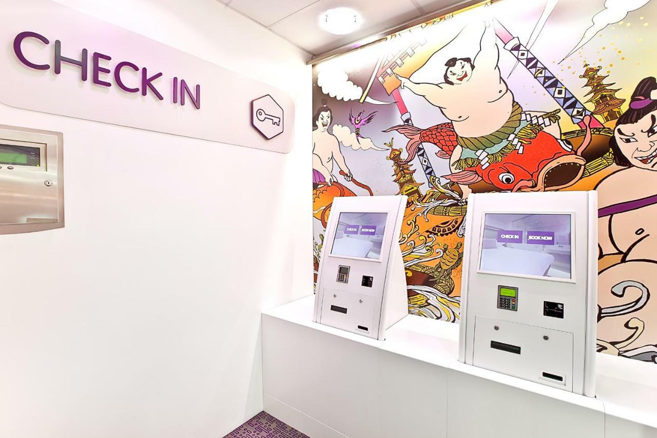 Yotelair London Heathrow Airport Hillingdon Dış mekan fotoğraf