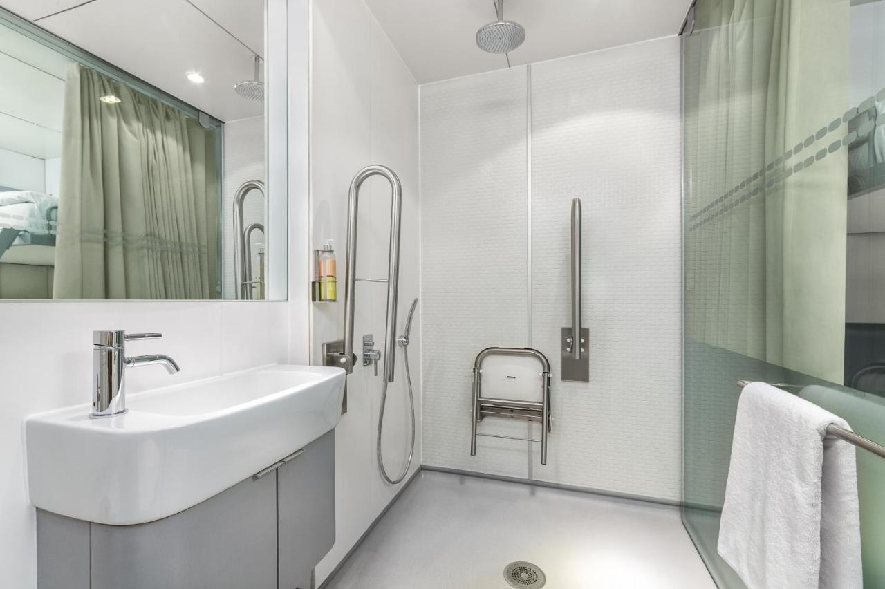 Yotelair London Heathrow Airport Hillingdon Dış mekan fotoğraf